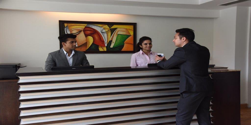 The Madison Hotel New Delhi Ngoại thất bức ảnh
