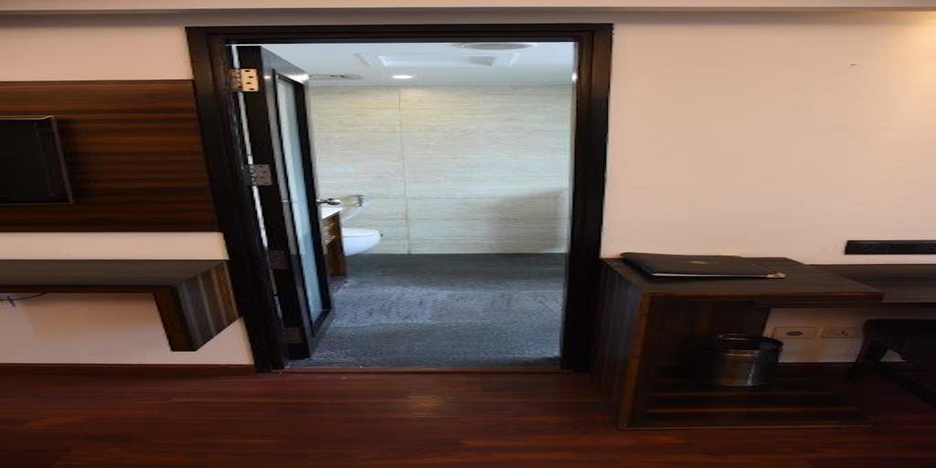 The Madison Hotel New Delhi Ngoại thất bức ảnh